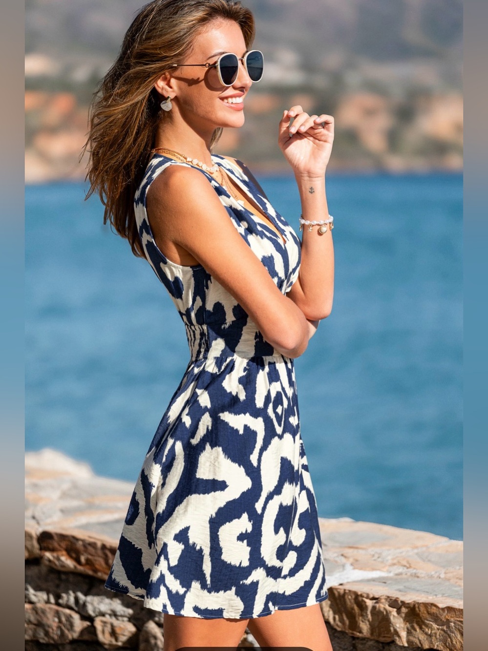 Cupshe Daycation Abstract Mini Dress - Picture 3 of 14
